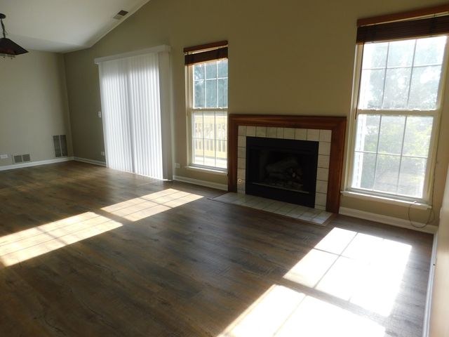1060 Stillwater Road 0, Elgin, IL 60120