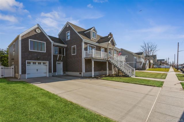 73 Parma Road, Island Park, NY 11558