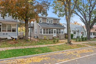 745 Oakdale Avenue, Saint Paul, MN 55107