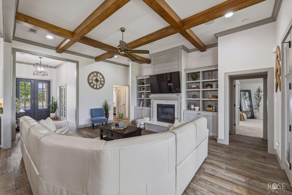 Image 14 of property listing at 4750 Shadow Creek Drive, San Angelo, TX 76904