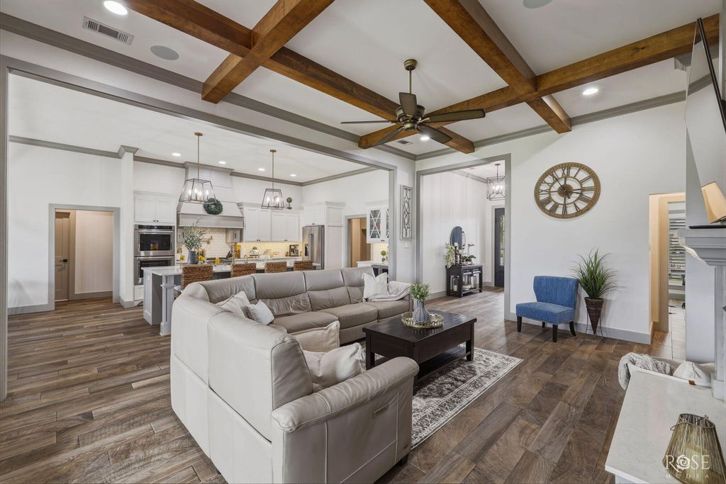 Image 15 of property listing at 4750 Shadow Creek Drive, San Angelo, TX 76904