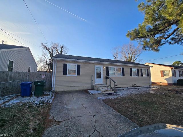 1108 80th ST, Newport News, VA 23605