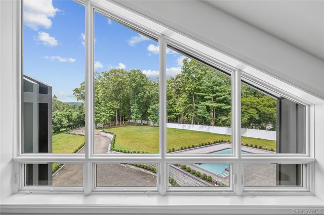 408 Buena Vista Road, New City, NY 10956