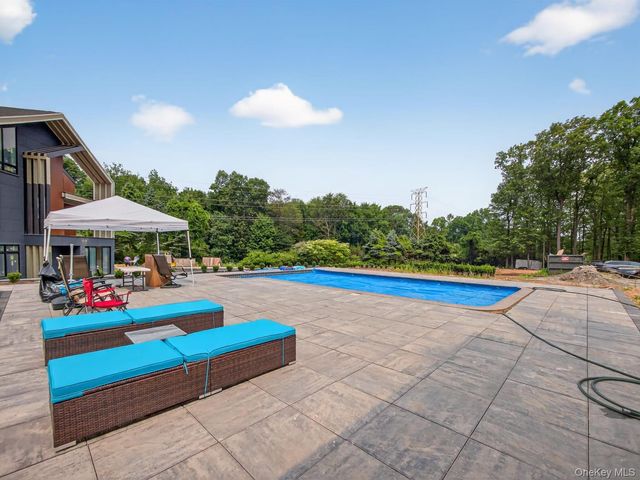 408 Buena Vista Road, New City, NY 10956