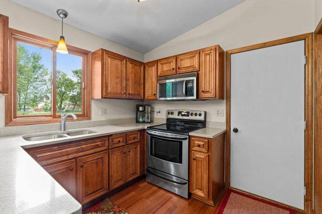 1555 Lamotte Circle, Centerville, MN 55038