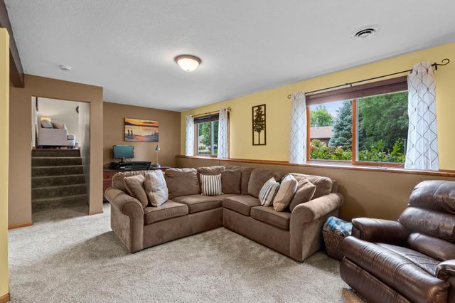 1555 Lamotte Circle, Centerville, MN 55038