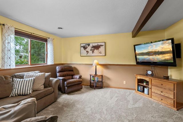 1555 Lamotte Circle, Centerville, MN 55038