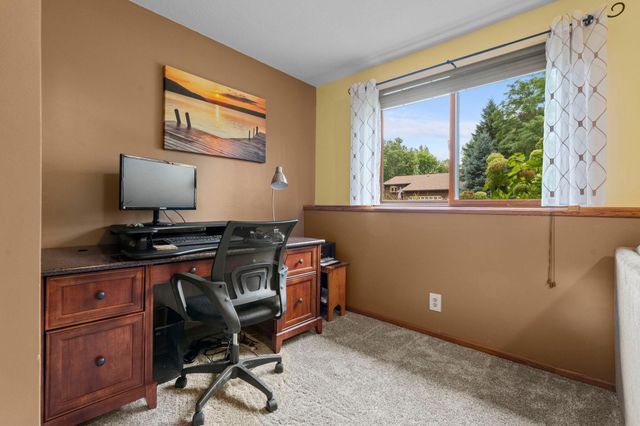 1555 Lamotte Circle, Centerville, MN 55038