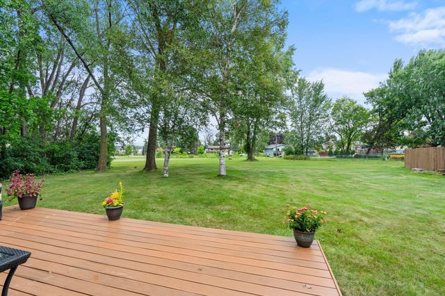 1555 Lamotte Circle, Centerville, MN 55038