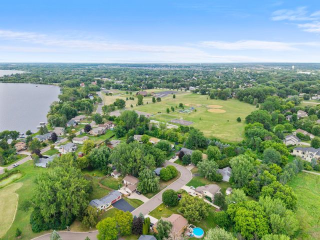 1555 Lamotte Circle, Centerville, MN 55038