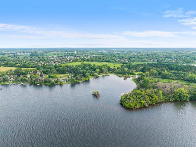 1555 Lamotte Circle, Centerville, MN 55038