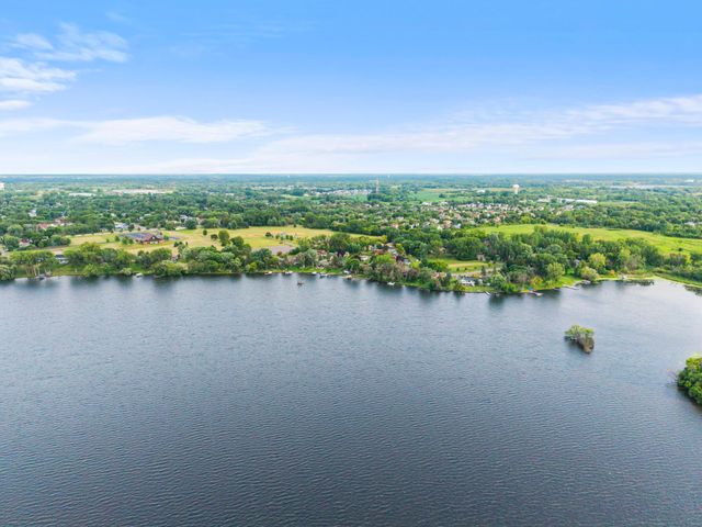 1555 Lamotte Circle, Centerville, MN 55038