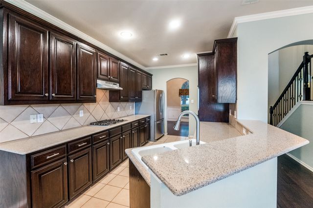 10400 Vintage Drive, Fort Worth, TX 76244