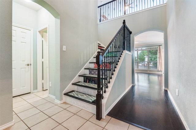 10400 Vintage Drive, Fort Worth, TX 76244