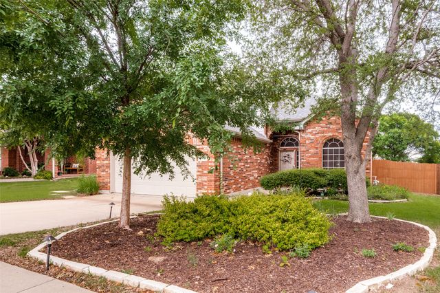 10400 Vintage Drive, Fort Worth, TX 76244