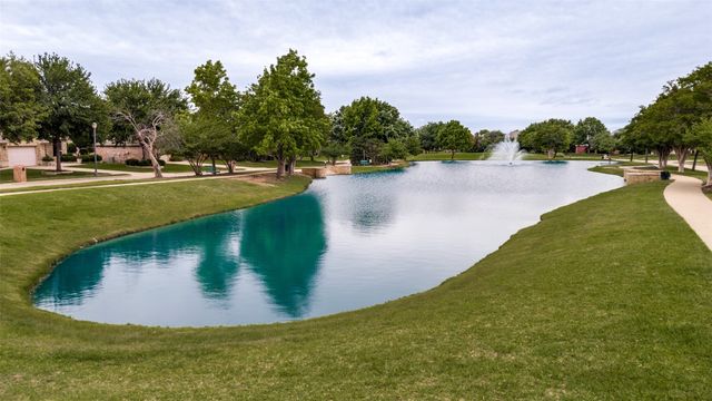 10400 Vintage Drive, Fort Worth, TX 76244