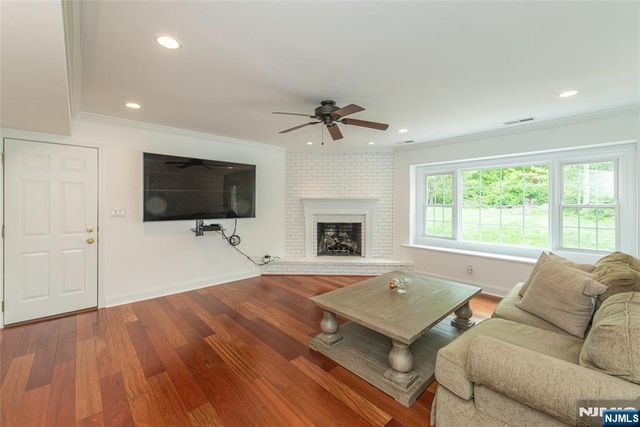 23 Pepperidge Road, Morris Township, NJ 07960
