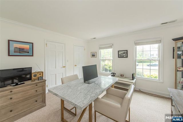 23 Pepperidge Road, Morris Township, NJ 07960