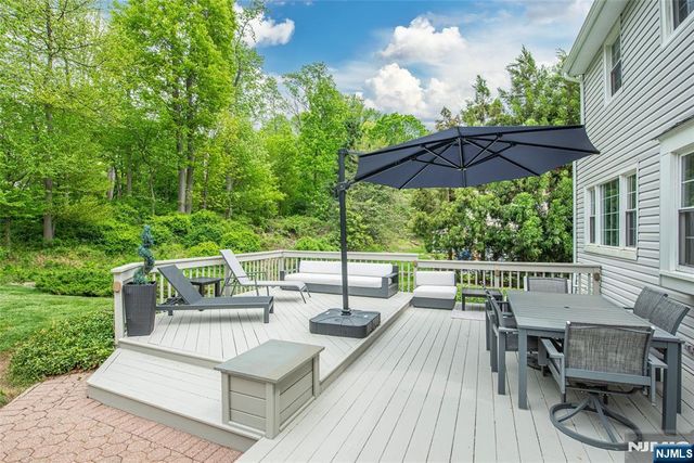 23 Pepperidge Road, Morris Township, NJ 07960