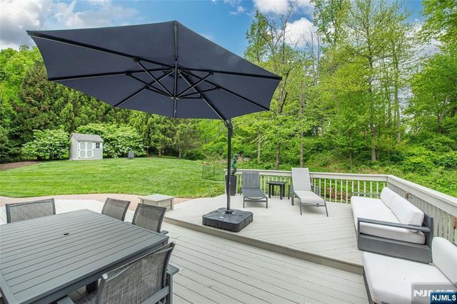 23 Pepperidge Road, Morris Township, NJ 07960