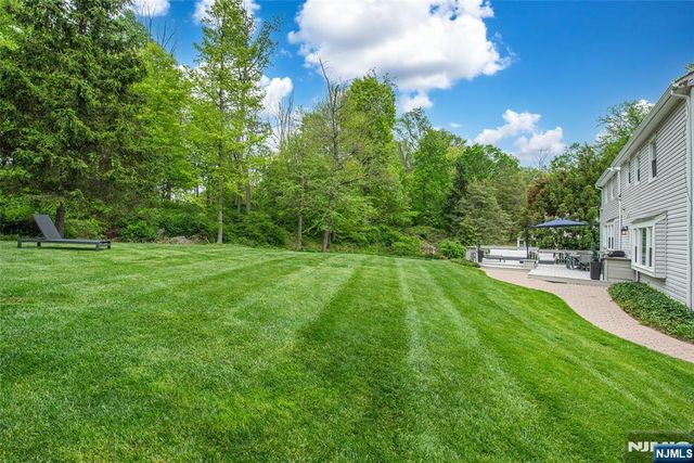 23 Pepperidge Road, Morris Township, NJ 07960