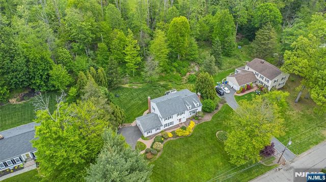 23 Pepperidge Road, Morris Township, NJ 07960