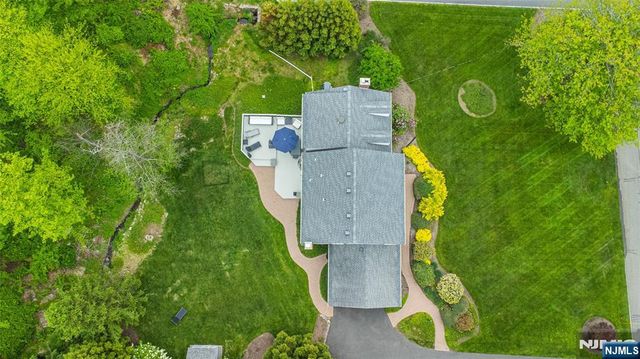 23 Pepperidge Road, Morris Township, NJ 07960