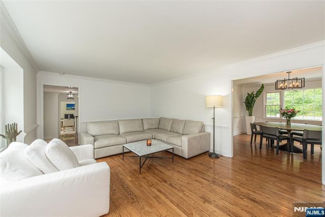 23 Pepperidge Road, Morris Township, NJ 07960