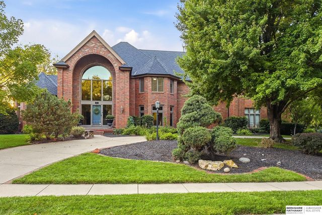 754 N 164th Street, Omaha, NE 68118