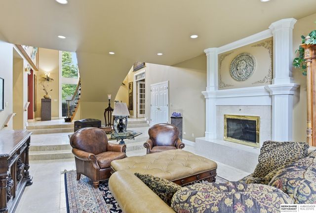 754 N 164th Street, Omaha, NE 68118