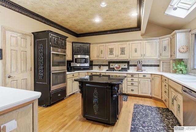 754 N 164th Street, Omaha, NE 68118