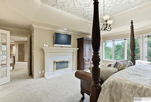 754 N 164th Street, Omaha, NE 68118