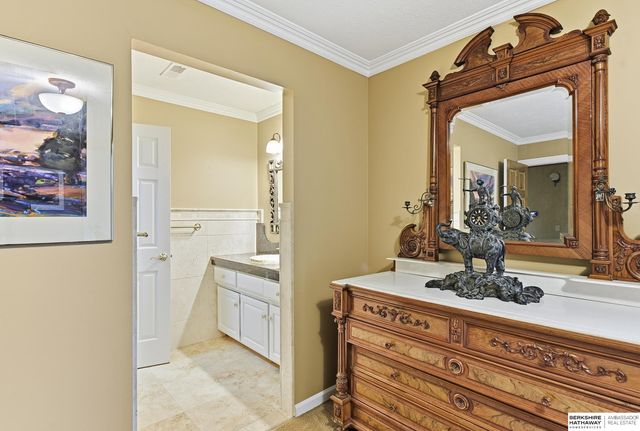 754 N 164th Street, Omaha, NE 68118