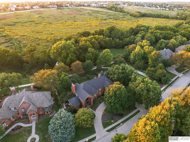 754 N 164th Street, Omaha, NE 68118