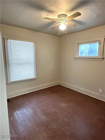 9613 Parkview Avenue, Cleveland, OH 44104