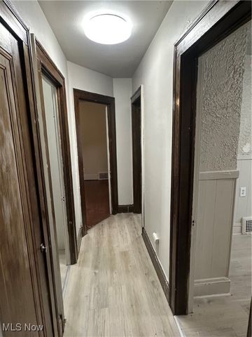 9613 Parkview Avenue, Cleveland, OH 44104