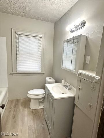 9613 Parkview Avenue, Cleveland, OH 44104