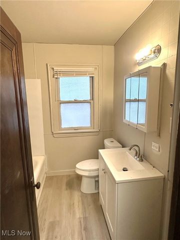 9613 Parkview Avenue, Cleveland, OH 44104