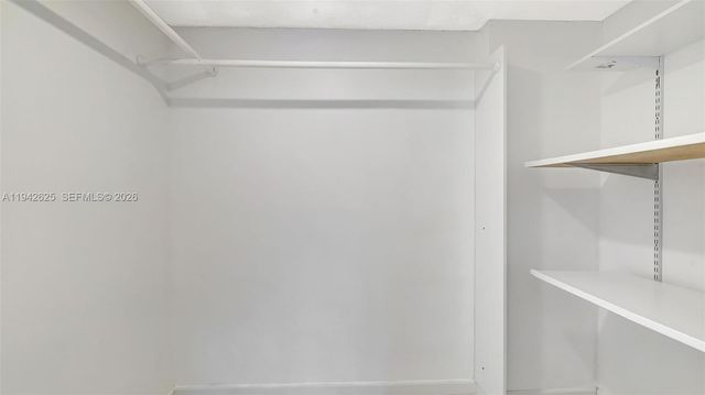 205 Dunwoody Ln 17-85, Hollywood, FL 33021