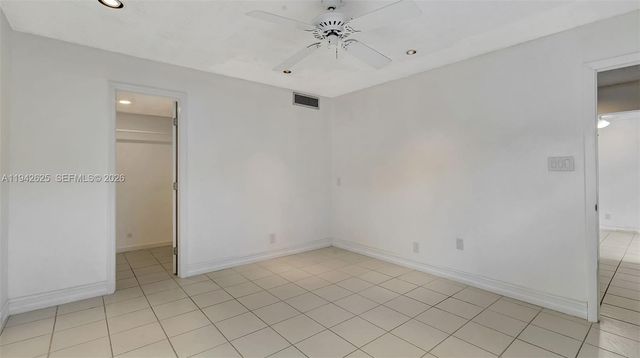 205 Dunwoody Ln 17-85, Hollywood, FL 33021