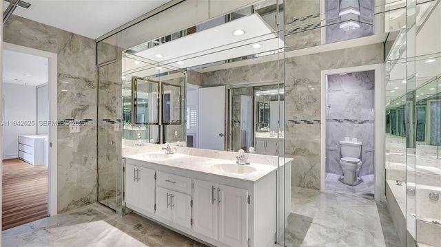 205 Dunwoody Ln 17-85, Hollywood, FL 33021