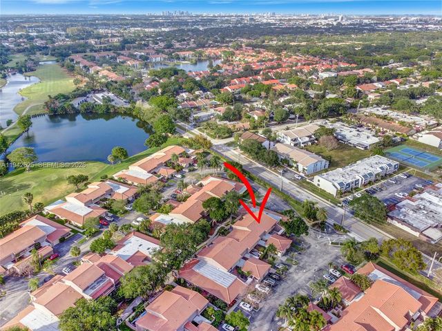 205 Dunwoody Ln 17-85, Hollywood, FL 33021