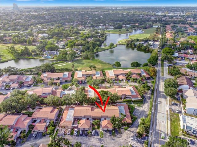 205 Dunwoody Ln 17-85, Hollywood, FL 33021