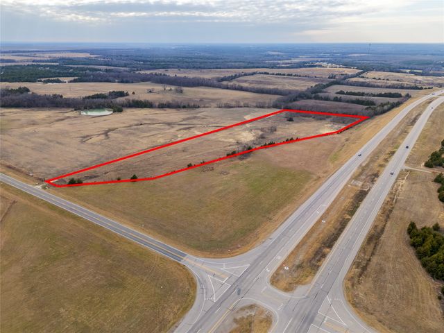 18528 E Fm-1396, Windom, TX 75492