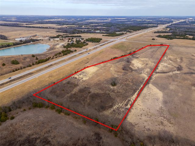 18528 E Fm-1396, Windom, TX 75492