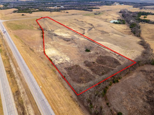 18528 E Fm-1396, Windom, TX 75492