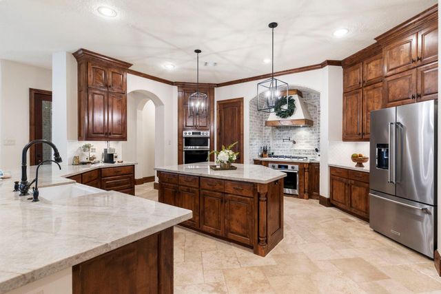 7421 Enchanted Stream Drive, Conroe, TX 77304