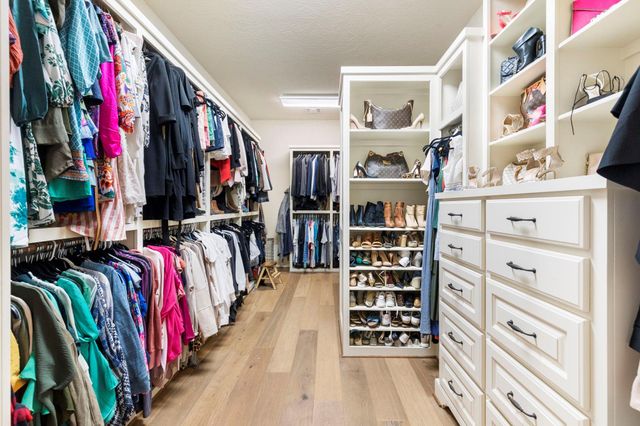 7421 Enchanted Stream Drive, Conroe, TX 77304