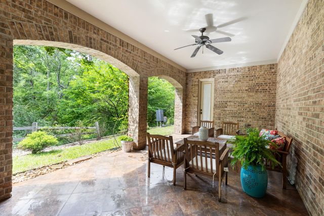 7421 Enchanted Stream Drive, Conroe, TX 77304