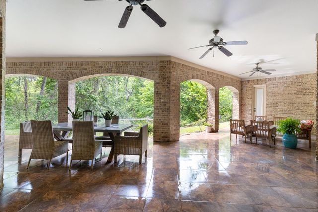 7421 Enchanted Stream Drive, Conroe, TX 77304